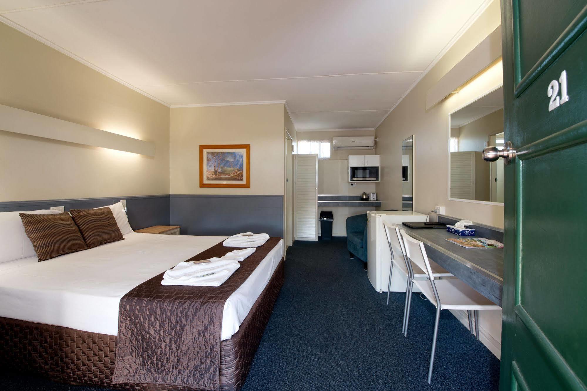 Motel Mineral Sands 3*